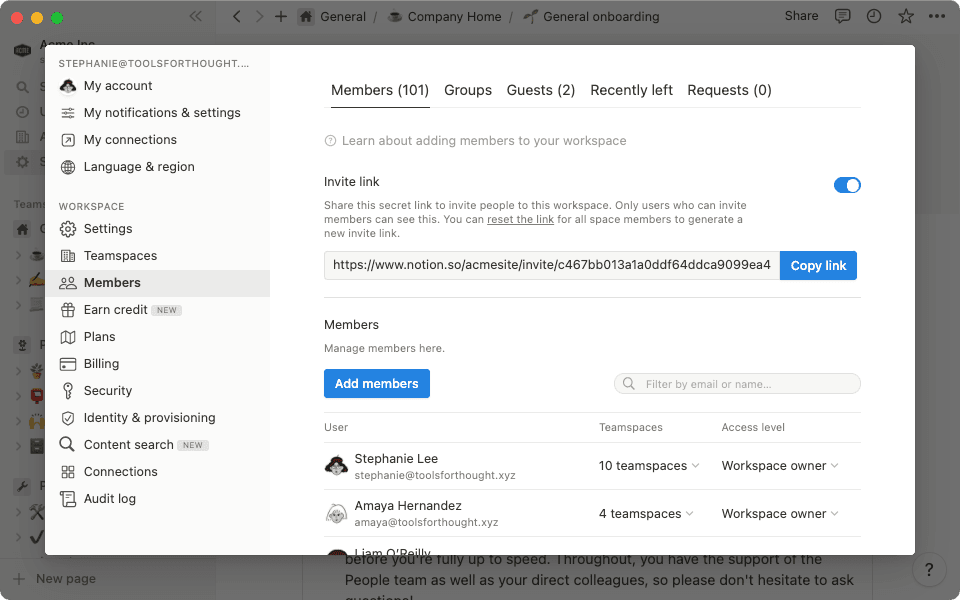 Unter „Einstellungen und Mitglieder“ hast du Zugriff auf detaillierte Workspace-Einstellungen, um Notion an deine Anforderungen anzupassen.